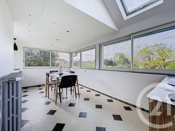 Maison à vendre  9 pièces - 239 m 2   ROCHEFORT  - 17