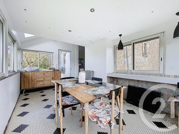 Maison à vendre  9 pièces - 239 m 2   ROCHEFORT  - 17