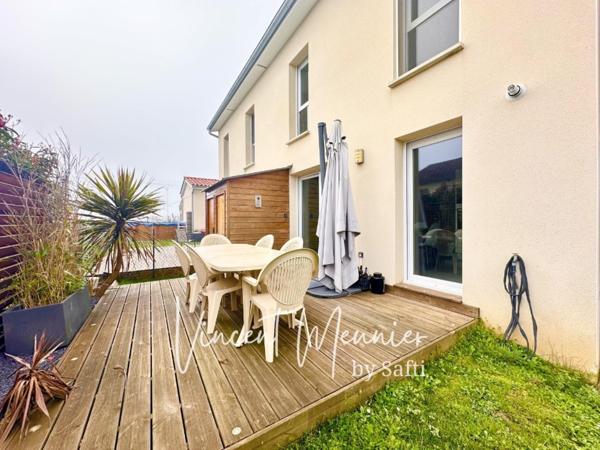 Maison récente de 2 chambres avec jardin et garage !