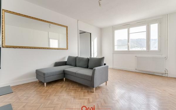 Appartement à vendre    5 pièces • 102,40 m2 Marseille 10