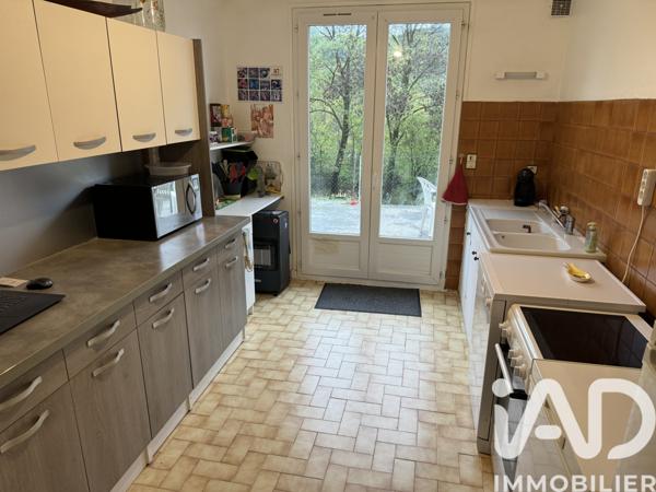 Maison à vendre 9 pièces 245 m² Volx