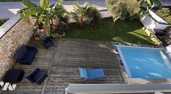 A VENDRE (56) TRES BELLE MAISON D'ARCHITECTE DE 2017 AVEC PISCINE -