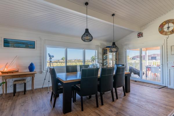 Maison 7 pièces - 220 m²