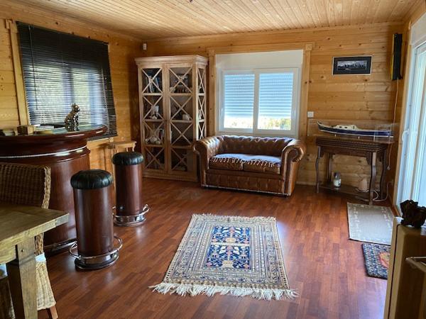 Maison 7 pièces - 220 m²