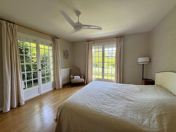 Maison 9 pièces - 300 m² Exclusivité efficity