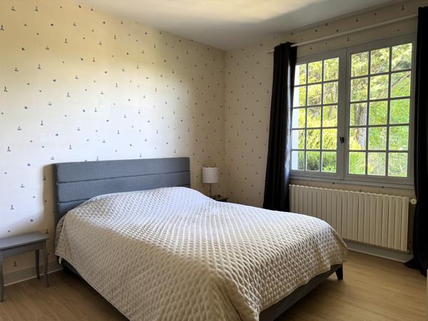 Maison 9 pièces - 300 m² Exclusivité efficity