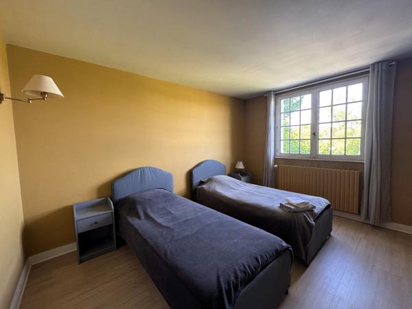 Maison 9 pièces - 300 m² Exclusivité efficity