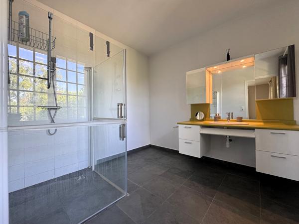 Maison 9 pièces - 300 m² Exclusivité efficity