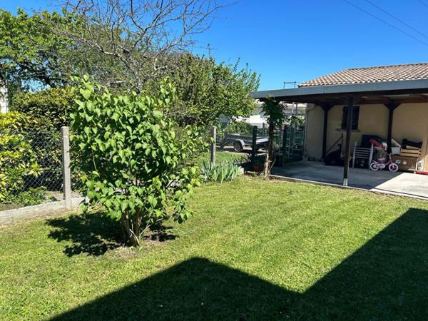 33 Carbon Blanc Maison  indépendante  5 chambres. Surface habitable192 m2 sur terrain de 1030 m2