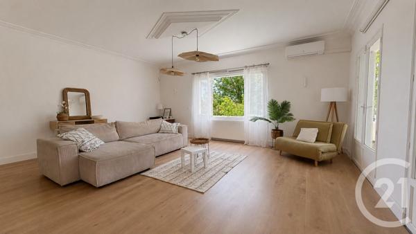 Maison à vendre  6 pièces - 200 m 2   CASTELCULIER  - 47