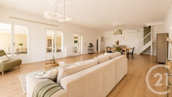 Maison à vendre  6 pièces - 200 m 2   CASTELCULIER  - 47