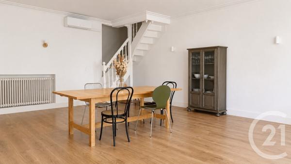 Maison à vendre  6 pièces - 200 m 2   CASTELCULIER  - 47