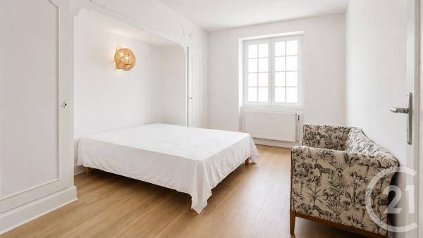 Maison à vendre  6 pièces - 200 m 2   CASTELCULIER  - 47