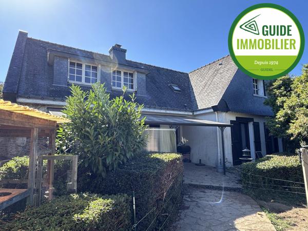 MAISON AVEC SIX CHAMBRES DANS UN HAMEAU A GUIDEL.