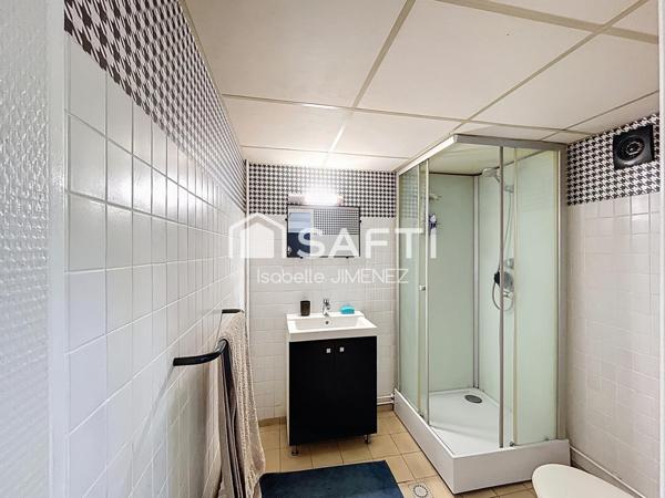 Belle maison en bon état à moins de 10 minutes du RER E et future L15 et au calme