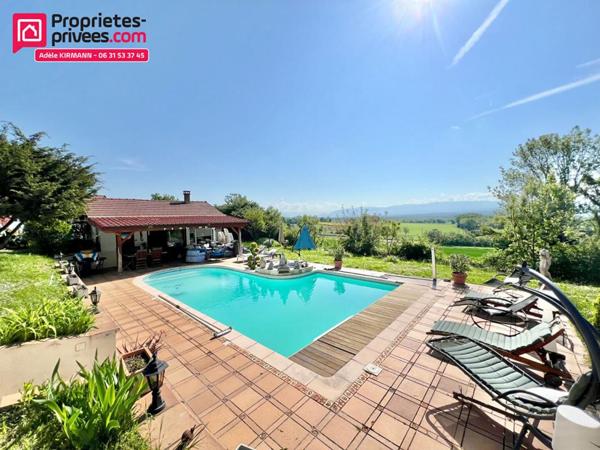 Maison familiale avec piscine et vue panoramique - 01550 Farges - 938'000