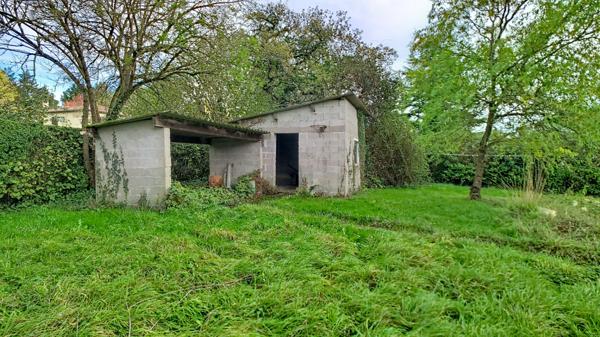 Maison à vendre à Nérac - plain-pied de 3 chambres avec garage et jardin