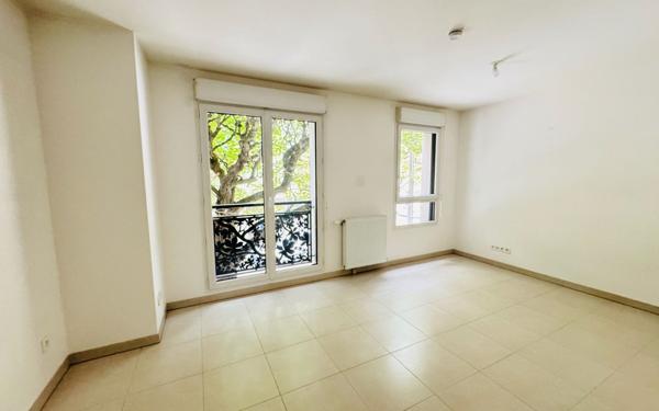 Appartement à vendre    1 pièce • 23 m2 Villemomble