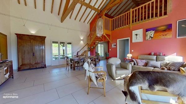 Maison 135 m2 habitable sur 2000 m2 de terrain clos avec grand garage