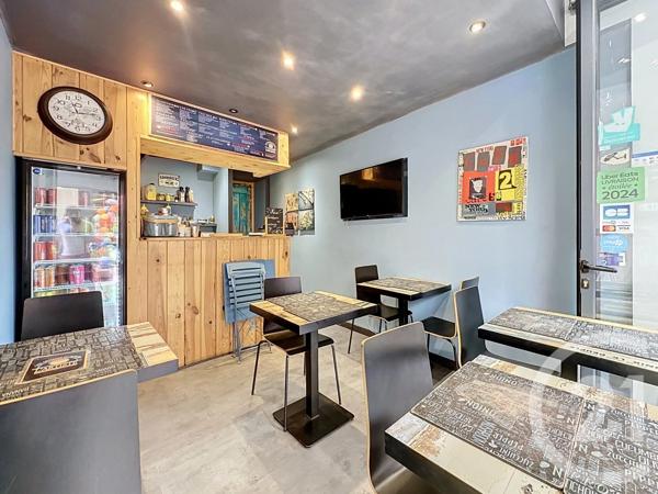 à vendre  90,70 m 2   TARARE  - 69