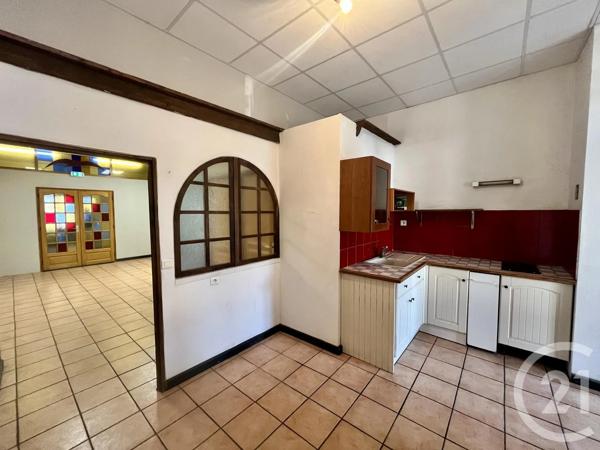 à vendre  90,70 m 2   TARARE  - 69