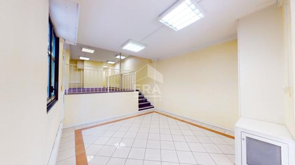 NICE - PROMENADE DES ANGLAIS : LOCAL PROFESSIONNEL DE 208 M²