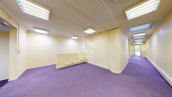 NICE - PROMENADE DES ANGLAIS : LOCAL PROFESSIONNEL DE 208 M²