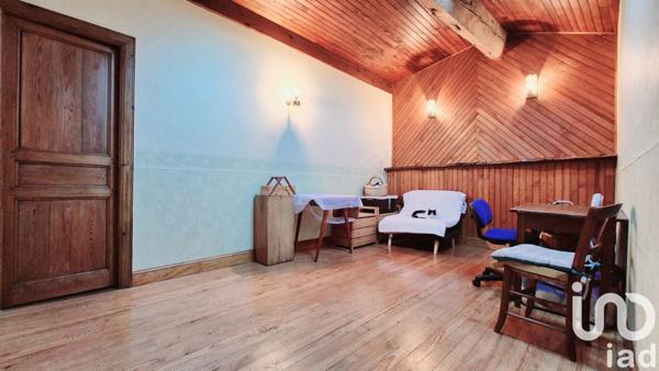 Maison 5 pièces de 196 m² à Saint-Lys (31470)