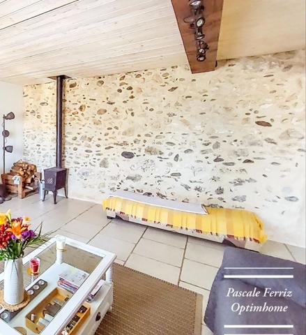 « GLYCINE » Belle Maison T6 - 153 m² – 5 chambres sur terrain 866 m² + garage + 40m² dépendance à Mazères-sur-Salat