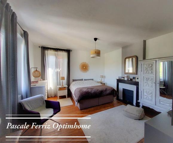 « GLYCINE » Belle Maison T6 - 153 m² – 5 chambres sur terrain 866 m² + garage + 40m² dépendance à Mazères-sur-Salat