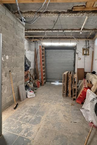 Immeuble de rapport – 3 appartements, jardin, terrasse et 2 garages – Marseille 4e
