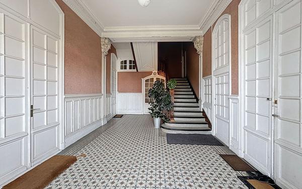 Appartement à vendre    2 pièces •  Châtel-Guyon