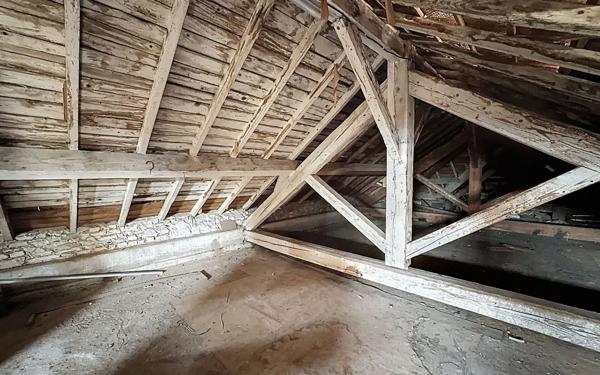 Appartement à vendre    2 pièces •  Châtel-Guyon