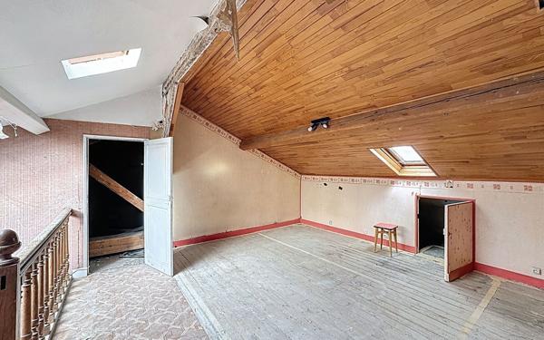 Appartement à vendre    2 pièces •  Châtel-Guyon