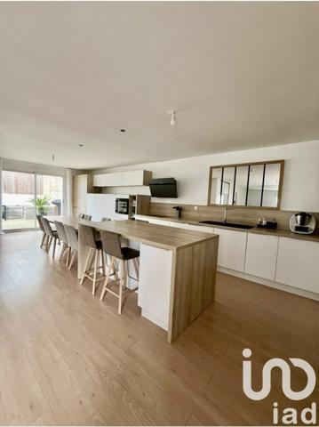 Maison à vendre 6 pièces 160 m² Sainte-Luce-sur-Loire