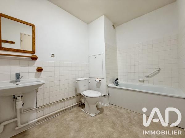 Location appartement 2 pièces 57 m² Montluçon