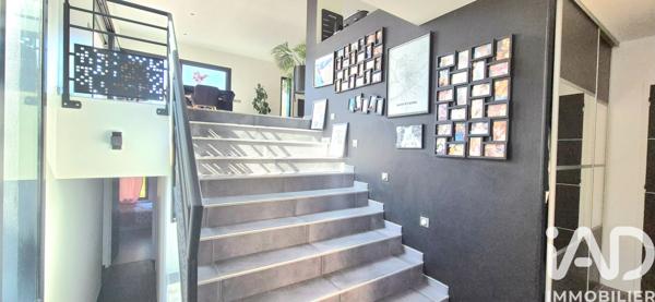 Maison à vendre 5 pièces 149,77 m² Saint-Étienne