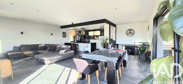 Maison à vendre 5 pièces 149,77 m² Saint-Étienne