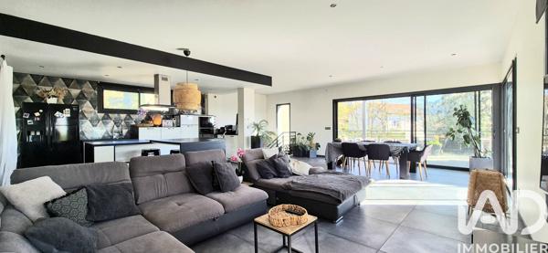 Maison à vendre 5 pièces 149,77 m² Saint-Étienne