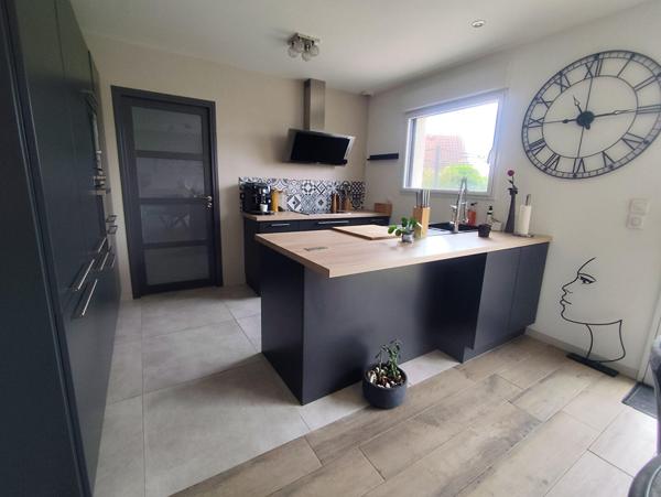 Maison inidviduelle - 6 pièce(s) - 105 m² - WIZERNES