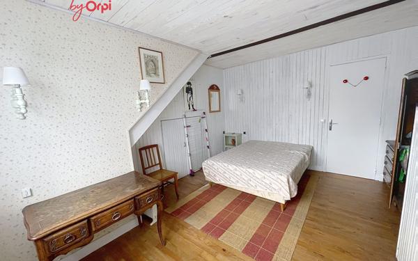 Maison à vendre    5 pièces •  Hardricourt