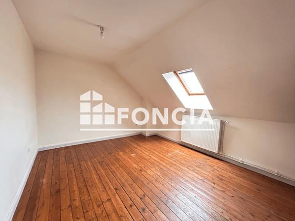 Location Maison 5 pièces 111.71 m² - 4 RUE GRANGE LEVEQUE Laon 02000