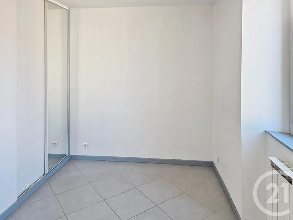 Appartement à vendre  3 pièces - 50 m 2   ALES  - 30