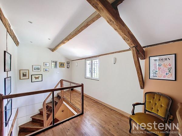 A Vendre Maison de ville en pierre avec deux chambres, terrasse et jardin au centre d'Eauze