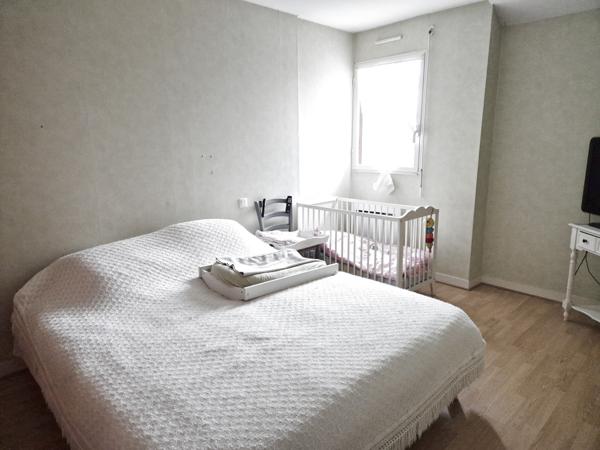 Maison 4 chambres garage, jardin, terrain clos