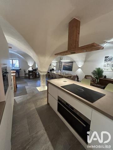 Maison à vendre 12 pièces 673,93 m² La Salle-les-Alpes