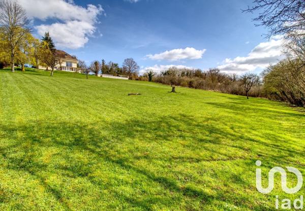 Maison traditionnelle 8 pièces de 158 m² à Couilly-Pont-aux-Dames (77860)