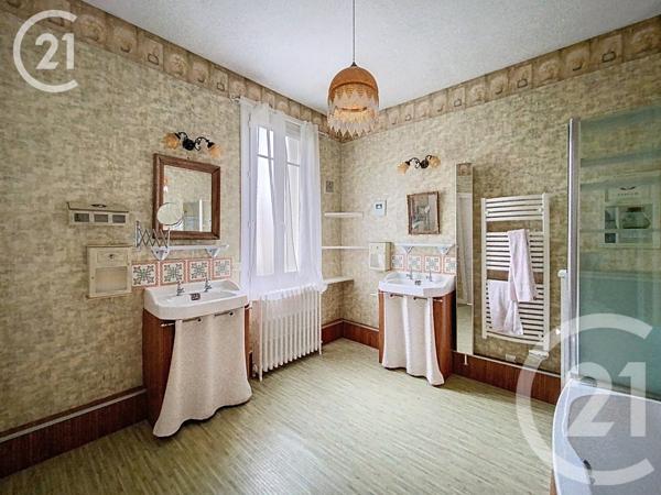 Maison à vendre  9 pièces - 246,04 m2 MALAUNAY - 76