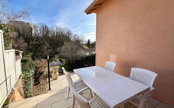 Maison à vendre    4 pièces • 85 m2 Tassin-la-Demi-Lune