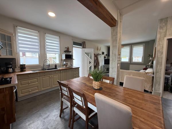 Maison à vendre PLAIN-PIED SOYAUX Bourg jardin garage